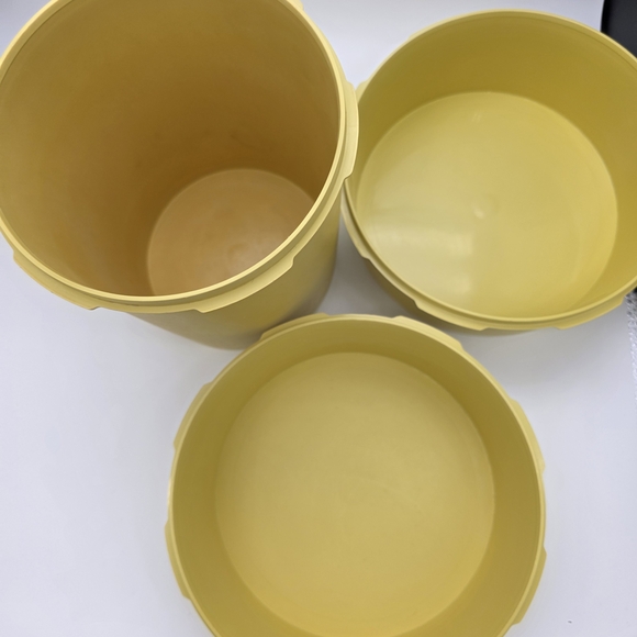 Vintage Tupperware  Storage Containers - Picture 7 of 7